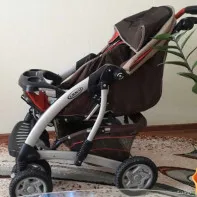 Коляска зима лето в хорошем состоянии