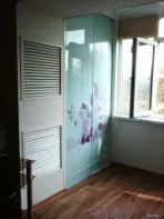 Сдается на длительный срок в 11 мкр. 2-комнатная