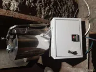 Электрический тигель для плавки олова, свинца