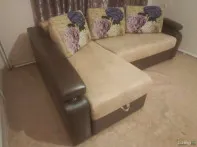 Диван
