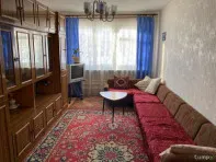 Сдается по суточно квартира