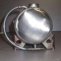 Продаю масляный бак