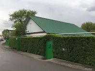 Продам дом! На большом участке в тихом районе два входа