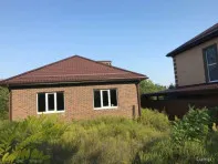 Продаю современный кирпичный дом