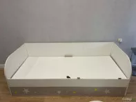 Кровать с матрасом