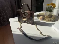 Продам сумку из кожи питона