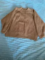Свитер для девочки 98р