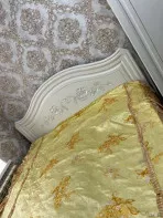 Кровать