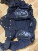 Продам шлем и черепаху в месте или раздельно