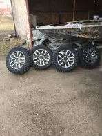 Грязевые калеса на Ниву R16 215/65