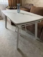 Обеденный стол в гостиную