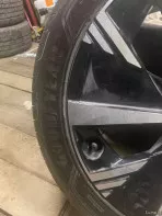 Продам комплект колес с дисками