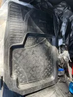 Комплект ковриков в авто