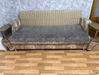 Диван