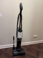 Вертикальный моющийся пылесос