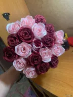 Розы из атласных лент