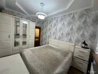 Продаю 2-х ком. квартиру, ул. Советская/Карасаева