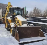 Экскаватор погрузчик new holland B110,новый ДВС