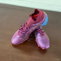 Бутсы футбольные