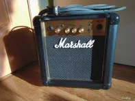 Комбоусилитель marshall mg10g