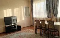 Продаю свою просторную 3-комнатную квартиру в хорошем районе